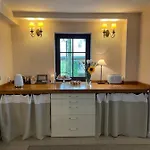 홈스테이 Dom Wiejska 39 A 루치아네 니다