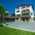 Dom Wiejska 39 A