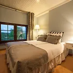 Dom Wiejska 39 A 루치아네 니다