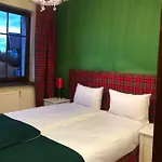 홈스테이 Dom Wiejska 39 A 루치아네 니다