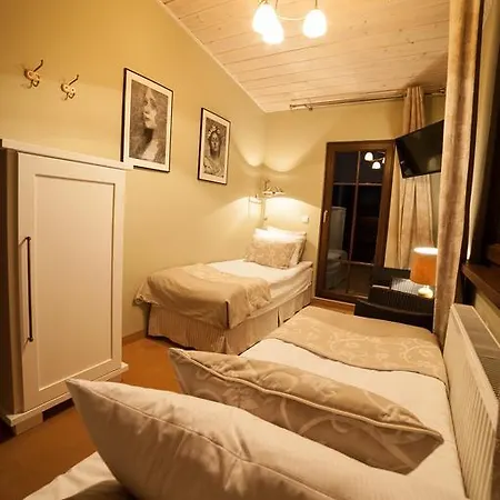 Séjour chez l'habitant Dom Wiejska 39 A *